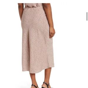 Halogen pale pink dotted midi skirt